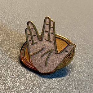 Star Trek enamel pin